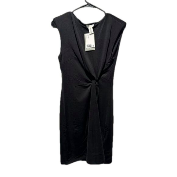 Twist-detail Dress - Picture 1 of 5